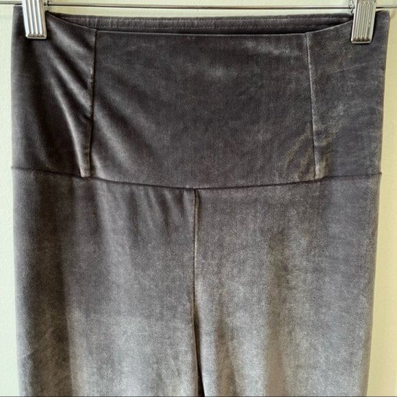Aritzia Wilfred Daria Velvet Leggings Size Small - Picture 6 of 10